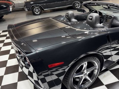 Used 2012 Chevrolet Corvette Convertible w/ 4LT Preferred Equipment Group image 21