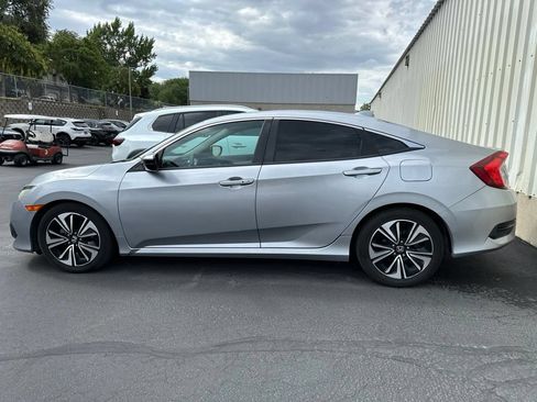 Used 2016 Honda Civic EX-T image 6