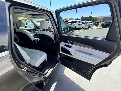 Used 2021 Kia Telluride EX w/ Towing Package AWD/4WD image 22