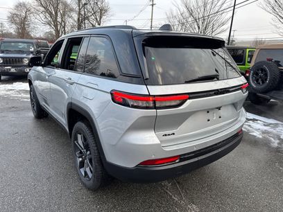 New 2025 Jeep Grand Cherokee Limited w/ Trailer Tow Package