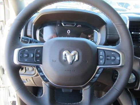 Used 2025 RAM 1500 Laramie image 20