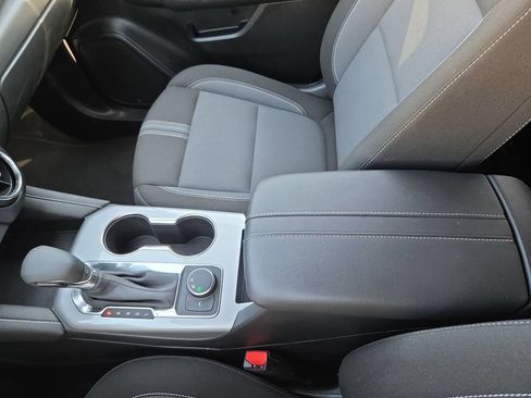 Used 2025 Chevrolet Blazer LT FWD image 22