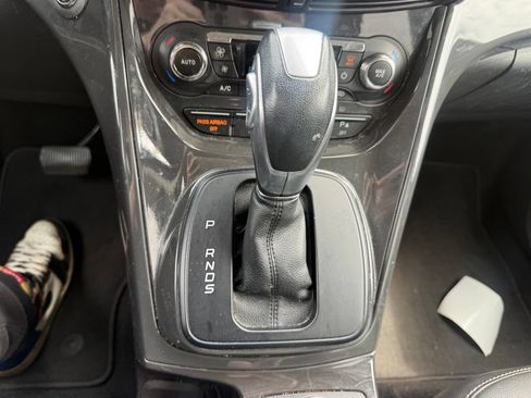 Used 2016 Ford Escape Titanium w/ Equipment Group 301A AWD/4WD image 29