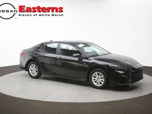 Used 2025 Toyota Camry LE FWD image 51