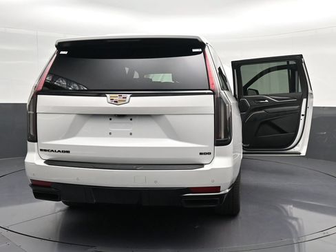 Used 2021 Cadillac Escalade ESV Sport w/ Driver Assist Tech Package RWD image 28