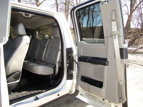 Used 2017 Ford F250 XL image 11