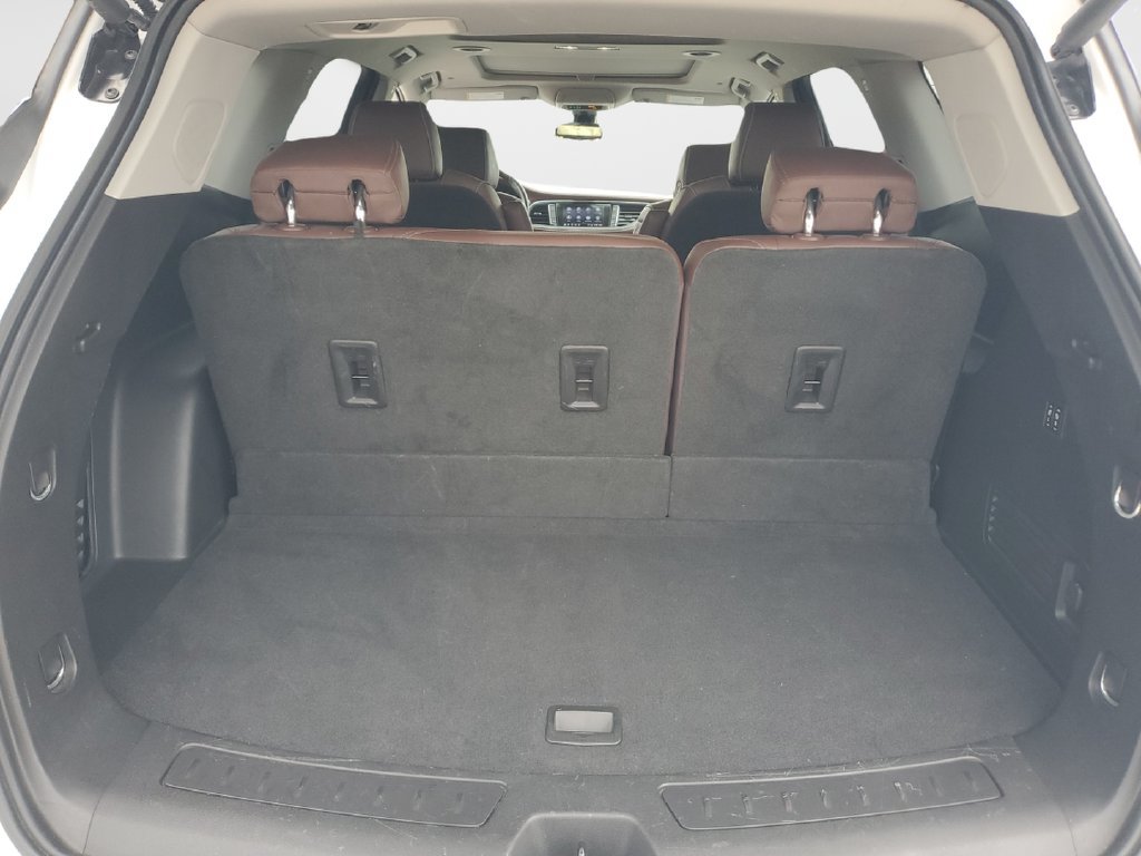 Used 2020 Buick Enclave Avenir w/ Avenir Technology Package FWD image 27