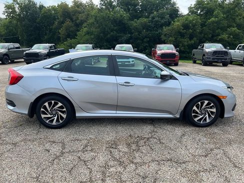 Used 2017 Honda Civic EX image 8