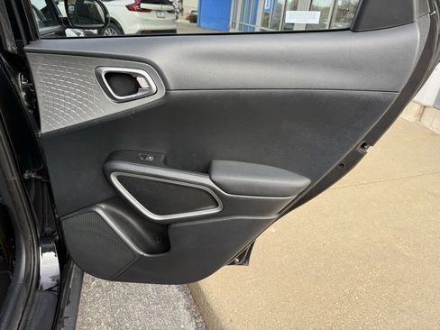 Used 2024 Kia Soul LX w/ Option Group 015 image 35