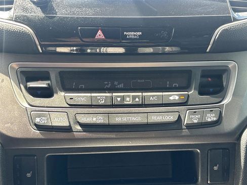 Used 2021 Honda Pilot EX-L image 15