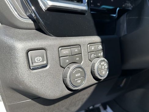 New 2026 Chevrolet Silverado 2500 LTZ w/ LTZ Convenience Package image 26