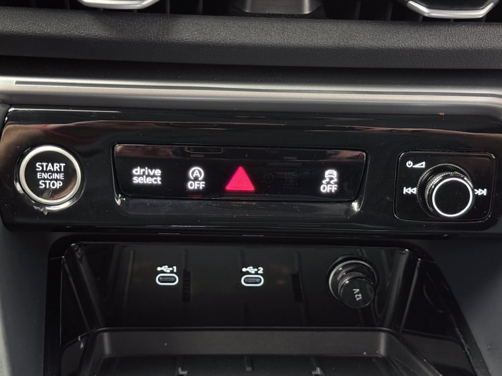 Used 2025 Audi Q5 Premium w/ Convenience Package AWD/4WD image 28
