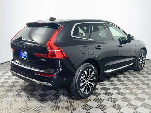 Used 2023 Volvo XC60 B5 Plus AWD/4WD image 7