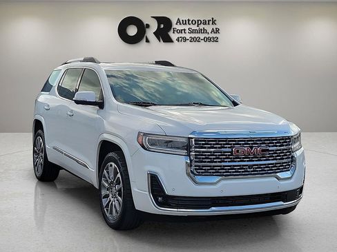 Used 2022 GMC Acadia Denali w/ Denali Ultimate Package image 1