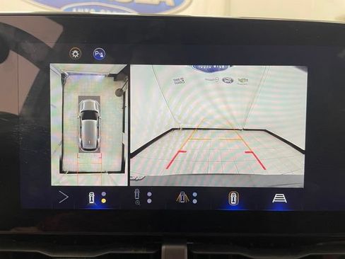 Certified 2025 Chevrolet Equinox LT w/ Convenience Package II AWD/4WD image 6