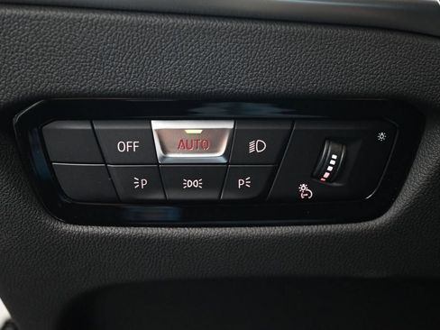 Used 2025 BMW M2 w/ Lighting Package RWD image 23