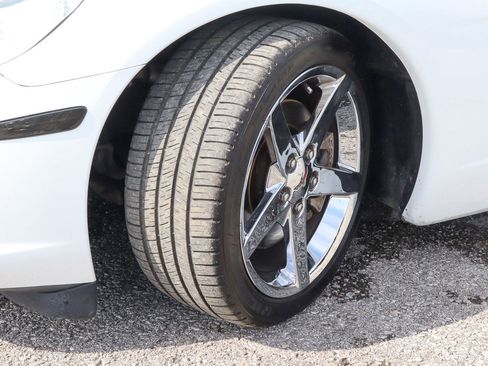 Used 2008 Chevrolet Corvette Convertible w/ Preferred Equipment Group RWD image 16