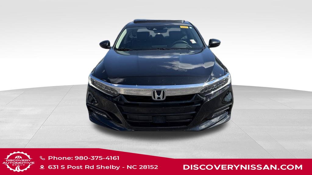 Used 2020 Honda Accord Touring image 2