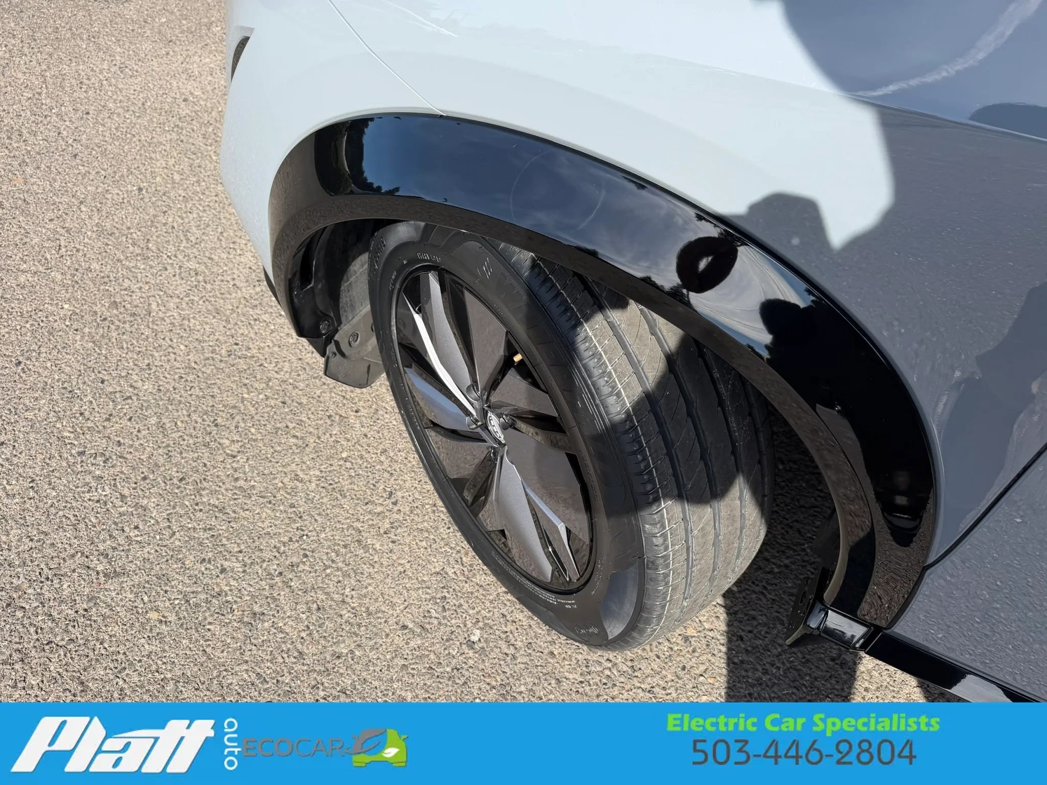 Used 2024 Nissan Ariya AWD image 15