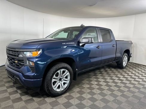 Used 2023 Chevrolet Silverado 1500 Custom image 7
