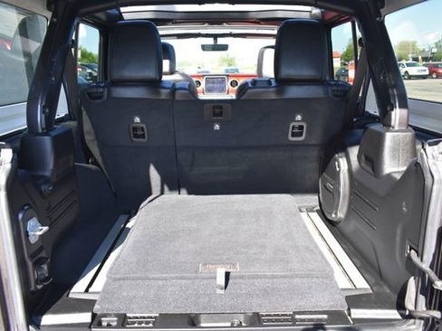 Used 2019 Jeep Wrangler Unlimited Rubicon AWD/4WD image 40
