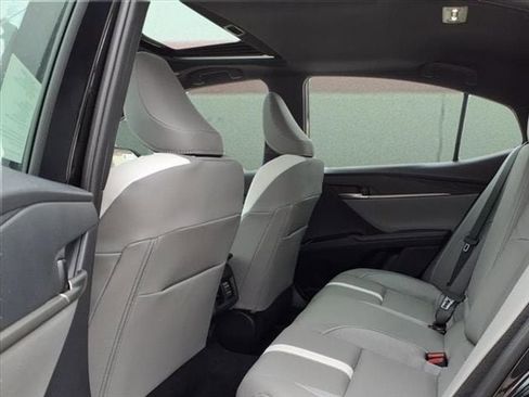 New 2026 Toyota Camry SE image 9