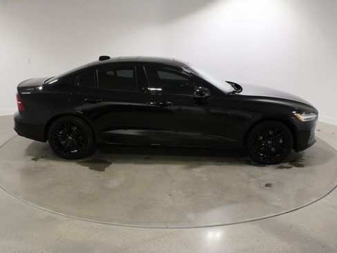 Used 2024 Volvo S60 B5 Plus image 6