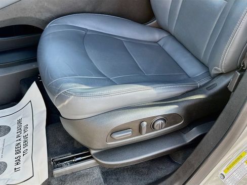 Used 2023 Buick Enclave Essence w/ Experience Buick Package AWD/4WD image 24