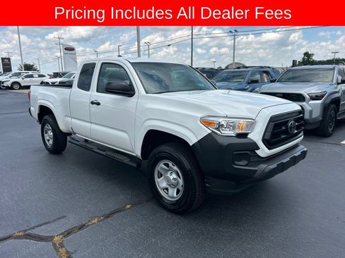 Used 2022 Toyota Tacoma SR RWD image 19