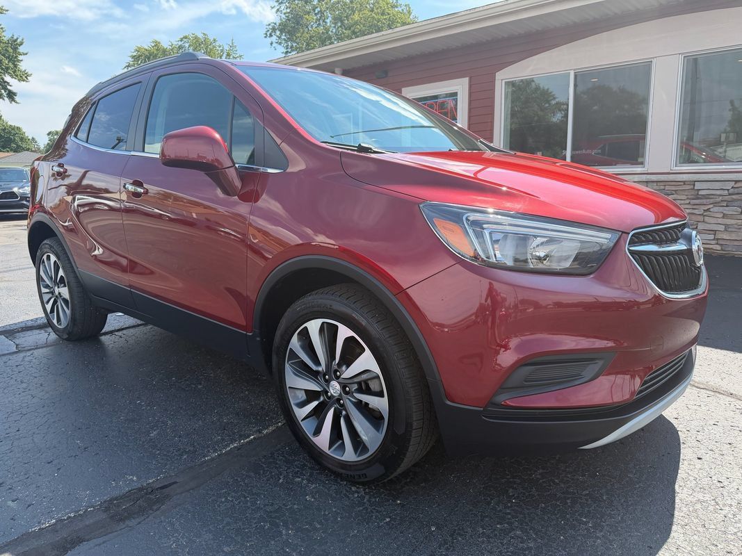 Used 2022 Buick Encore Preferred w/ Safety Package AWD/4WD image 1