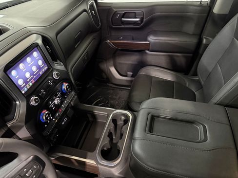 Used 2021 GMC Sierra 1500 SLT w/ SLT Premium Package AWD/4WD image 15