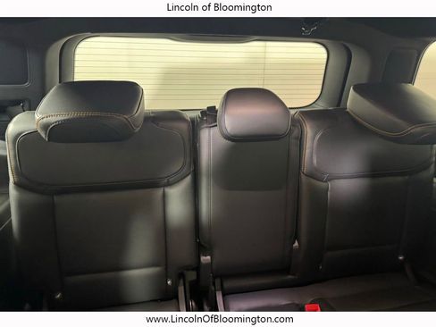 Used 2025 Ford Expedition Tremor AWD/4WD image 23
