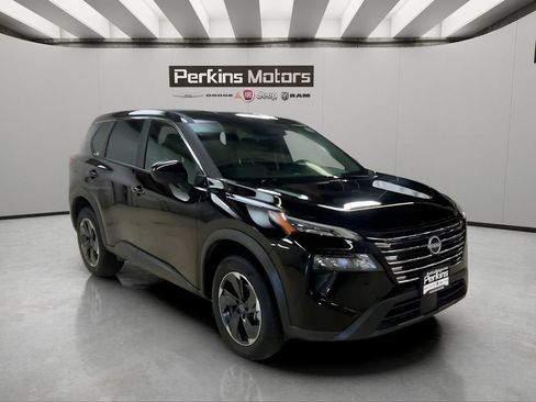 Used 2025 Nissan Rogue SV AWD/4WD image 8