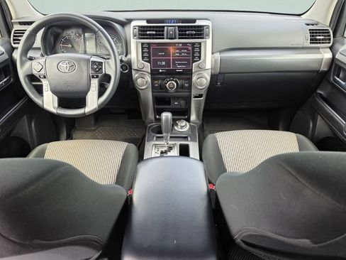 Used 2022 Toyota 4Runner SR5 AWD/4WD image 22