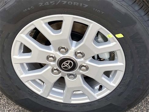 New 2025 Toyota Tacoma SR5 image 7