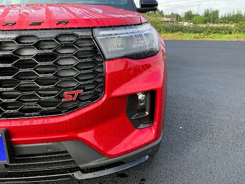 New 2026 Ford Explorer ST w/ Sun And Sound Package AWD/4WD image 11