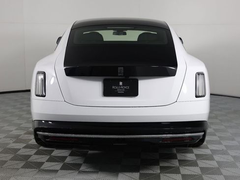 New 2025 Rolls-Royce Spectre w/ Spectre Launch Package AWD/4WD image 6