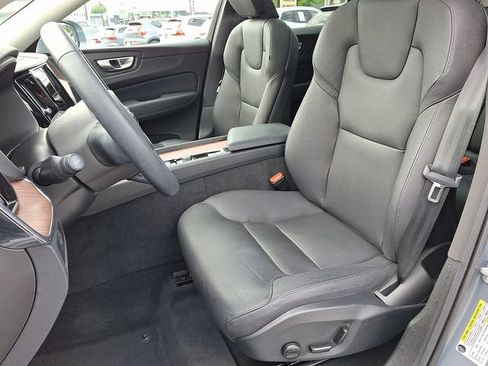 Certified 2023 Volvo XC60 B5 Plus w/ Climate Package AWD/4WD image 14