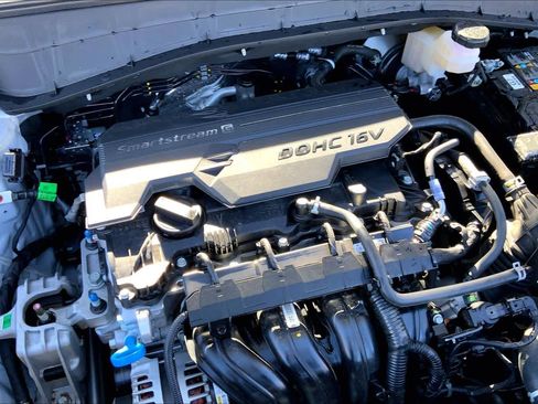 Certified 2025 Hyundai Kona SEL image 31