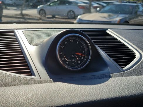 Used 2017 Porsche Macan S image 32