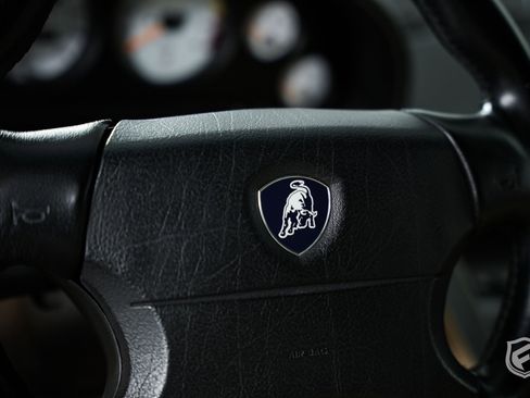 Used 1998 Lamborghini Diablo SV image 17