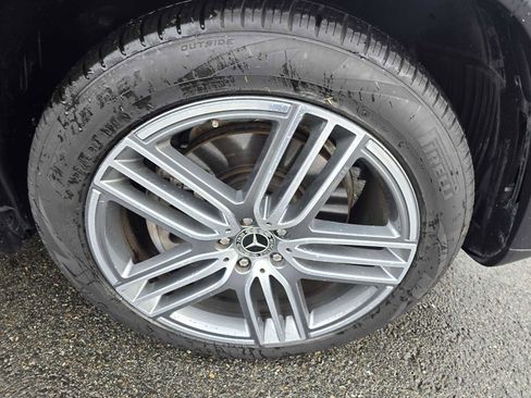 Used 2025 Mercedes-Benz GLS 450 GLS 450 image 9