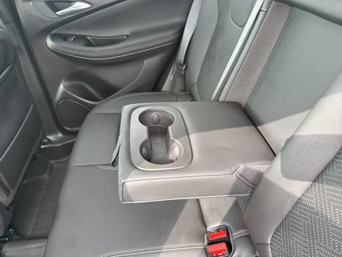 Used 2022 Buick Encore GX Essence w/ Experience Buick Package image 38