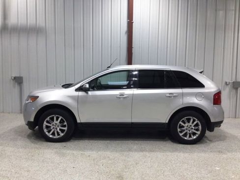 Used 2013 Ford Edge Limited w/ Driver Entry Pkg image 6