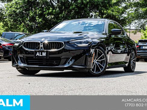 Used 2022 BMW 230i Coupe w/ Convenience Package RWD image 2