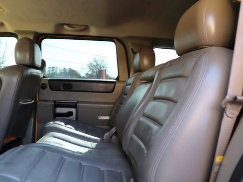 Used 2003 HUMMER H2 Base 4dr 4WD SUV w/ Preferred Equipment Group image 62