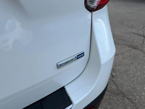 Used 2020 Ford Explorer Platinum w/ Premium Technology Package image 10