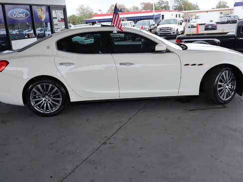 Used 2018 Maserati Ghibli image 4