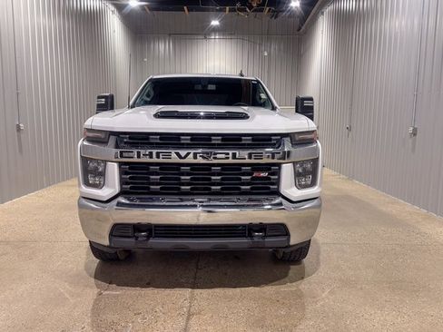 Used 2023 Chevrolet Silverado 2500 LT image 9