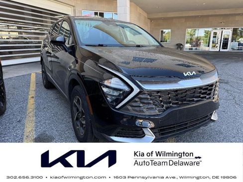 Used 2023 Kia Sportage LX AWD/4WD image 1